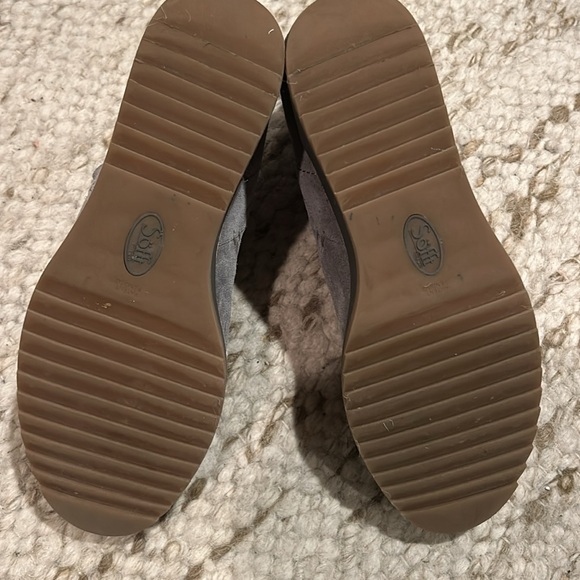 Softt Light Gray Suede Wedge Booties - Picture 4 of 6